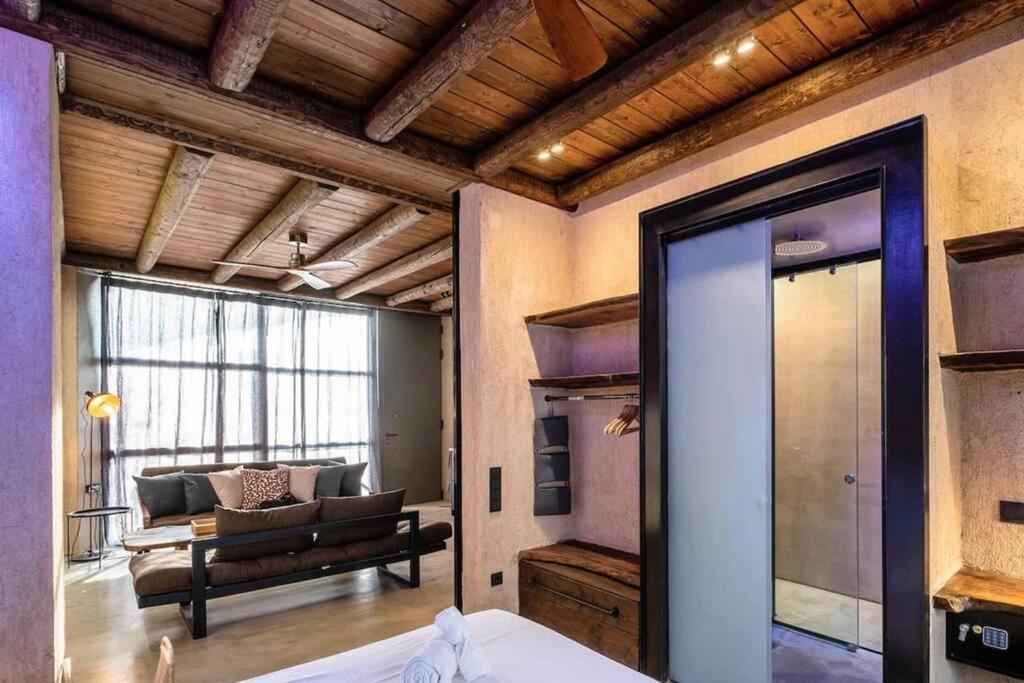Sea View Garden Suites Piræus Eksteriør billede