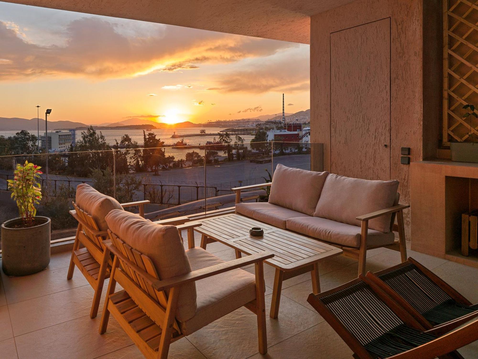 Sea View Garden Suites Piræus Eksteriør billede